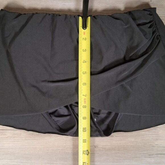 AquaâGreenâWomen's DrapeâFrontâBlackâSwimâSkirtâSzâS - Picture 6 of 10
